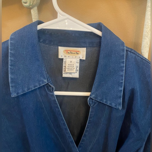 90s Talbots tie v-neck top - Picture 7 of 7